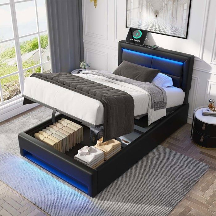 Structure de lit simple 90 x 200 cm - Avec ports USB - Avec éclairage LED - Avec coffre de rangement - Matériau PU - Noir
