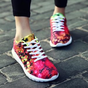 Sneakers femme courir sale