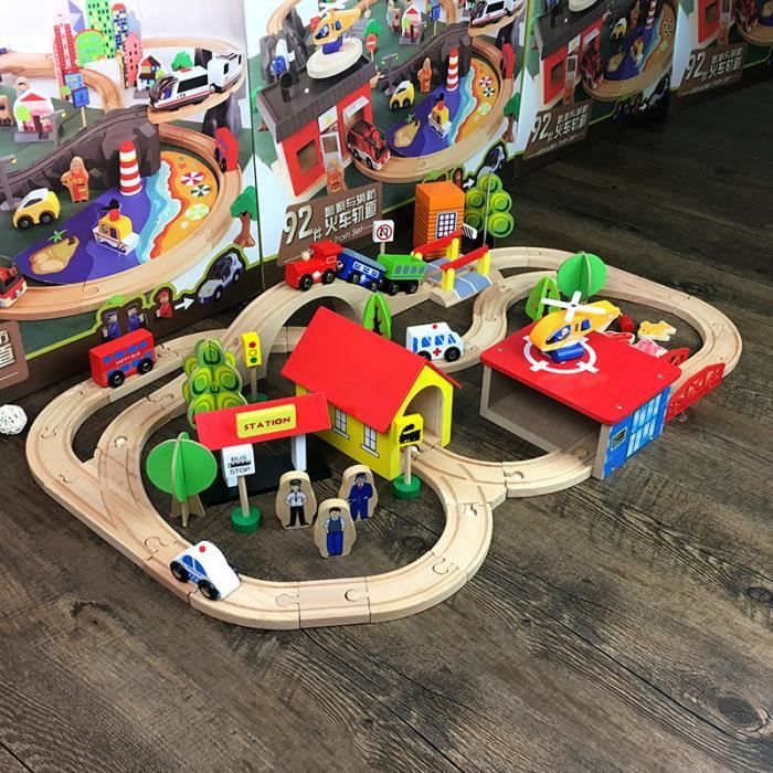69pcs Jeu de rails en bois petit train assemblé jouet en bois - Cdiscount  Jeux - Jouets