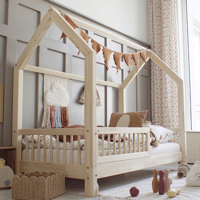 Lit cabane Petits-meubles - Sofia - 199 x 99 x 140cm - Bois naturel Lit cabane Petits-meubles - Sofia - 199 x 99 x 140cm - Bois naturel