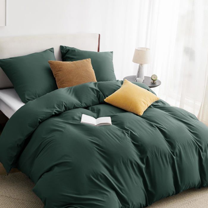 Parure de couette – Housse de couette et Taies d’oreiller - Bedsure - Vert colvert - 240x220cm - Lot de 3 pièces - Brossage