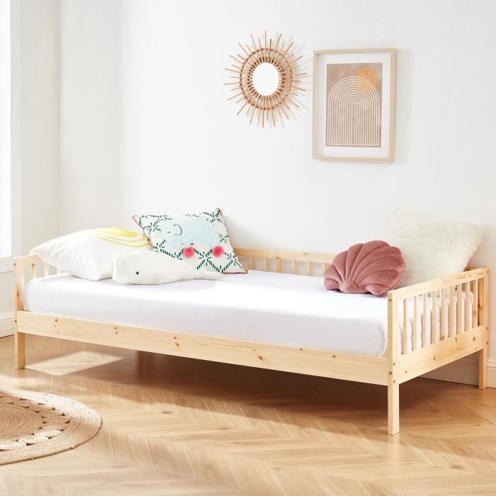Lit enfant - BAÏTA - Gamme LOU - Pin massif - 90 x 190 sommier inclus Lit enfant - BAÏTA - Gamme LOU - Pin massif - 90 x 190 sommier inclus