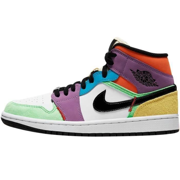 Nike Air Jordans 1 Mid SE