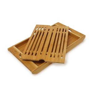 Planche à découper pour pain avec grille récupérateur de briques