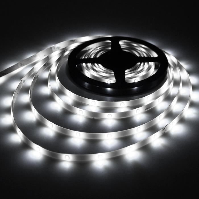 NEUFU 5M 150LED Lumière de bande flexible solaire 2835smd étanche IP67 pour Jardin Patio Pelouse Noël Mariage-BLANC