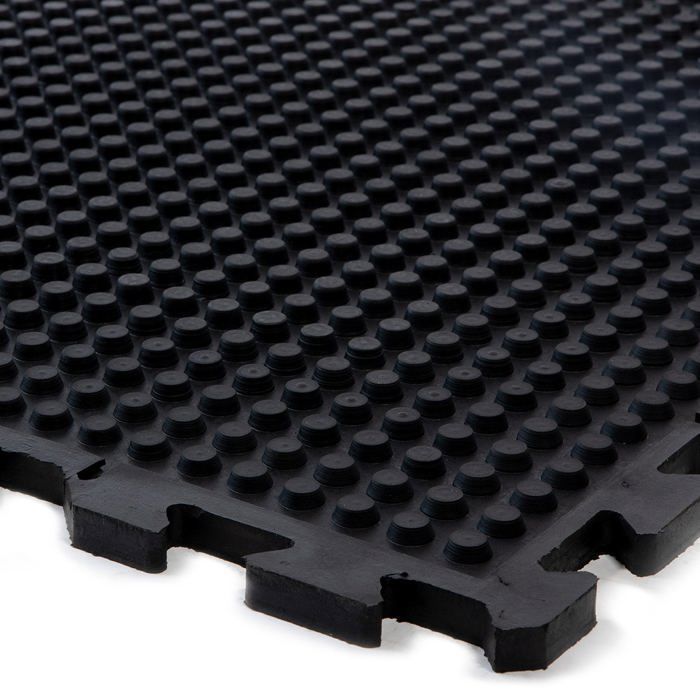 Meilleurs prix pour Tapis écurie étable paddocks et boxes système de puzzle Ep = 20 mm 100 x 100 cm