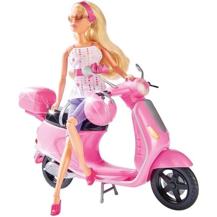 Poup e Steffi Love Scooter Chic De Ville Simba Toys