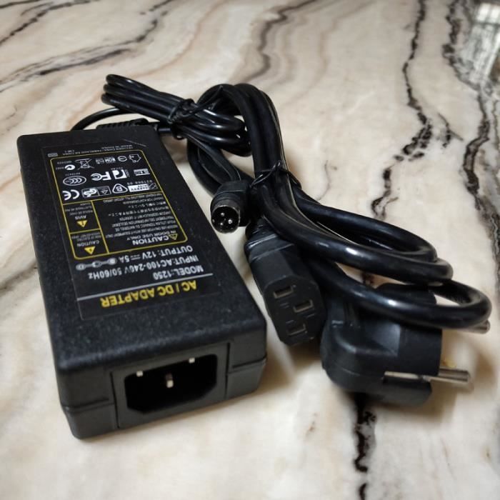 Chargeur 12V 5A