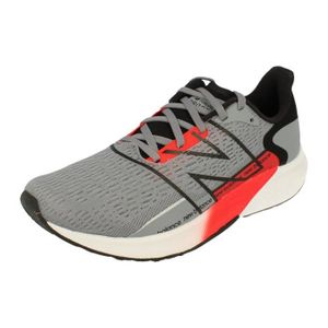 CHAUSSURES DE RUNNING Chaussures de Running Homme New Balance Fuel Cell 