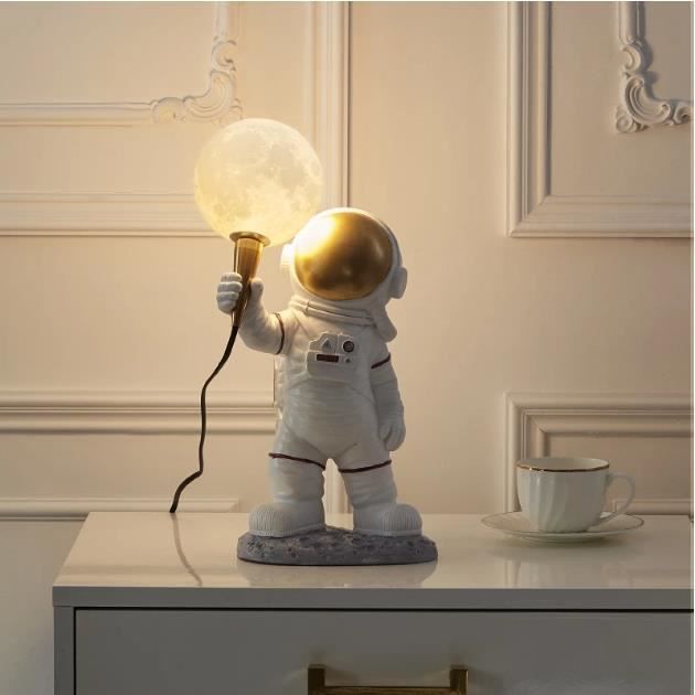 Universal - Moderne astronaute lampe de table art deco résine lampe table  chambre idee salon grenier deco espace homme bureau lampe led (stand bar) -  Lampes à poser - Rue du Commerce