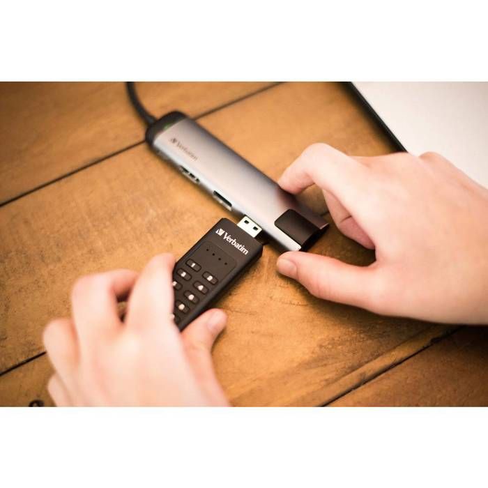 Clé USB 64 GB Verbatim Keypad Secure 49428 noir USB 3.1 (Gen 1) 1 pc(s)