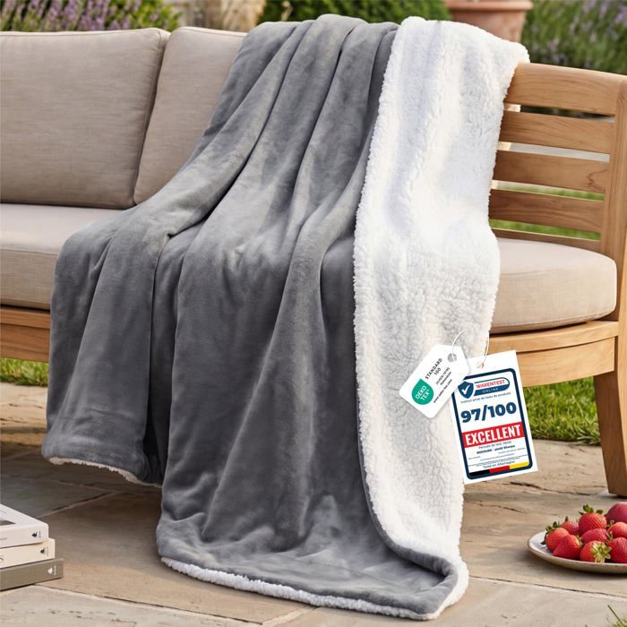 Bedsure - Polaire Sherpa - Plaid - Canapé et Lit - Doux et Chaud - Gris givré - 150x200cm