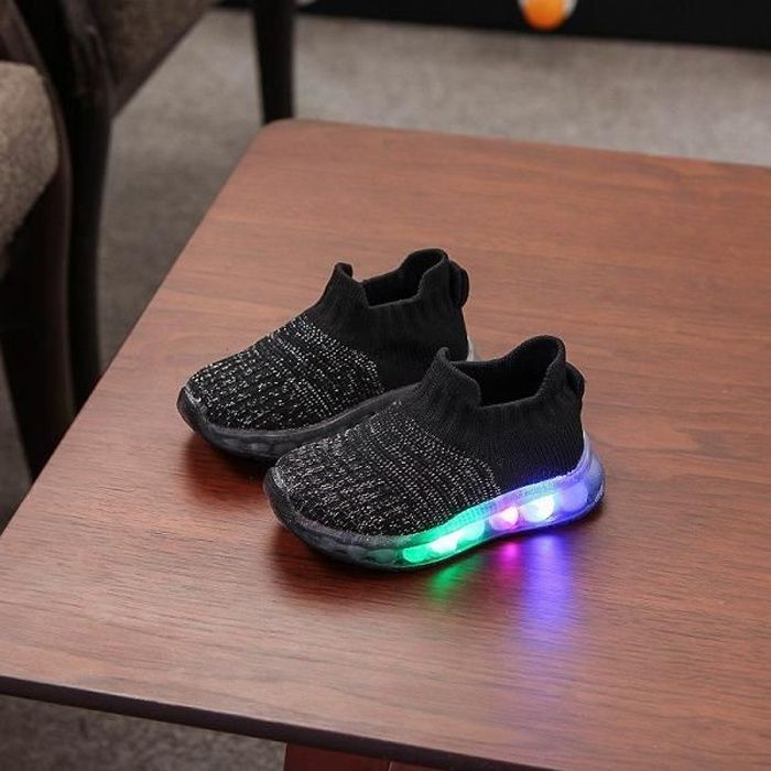 Chaussures bebe taille hotsell 21
