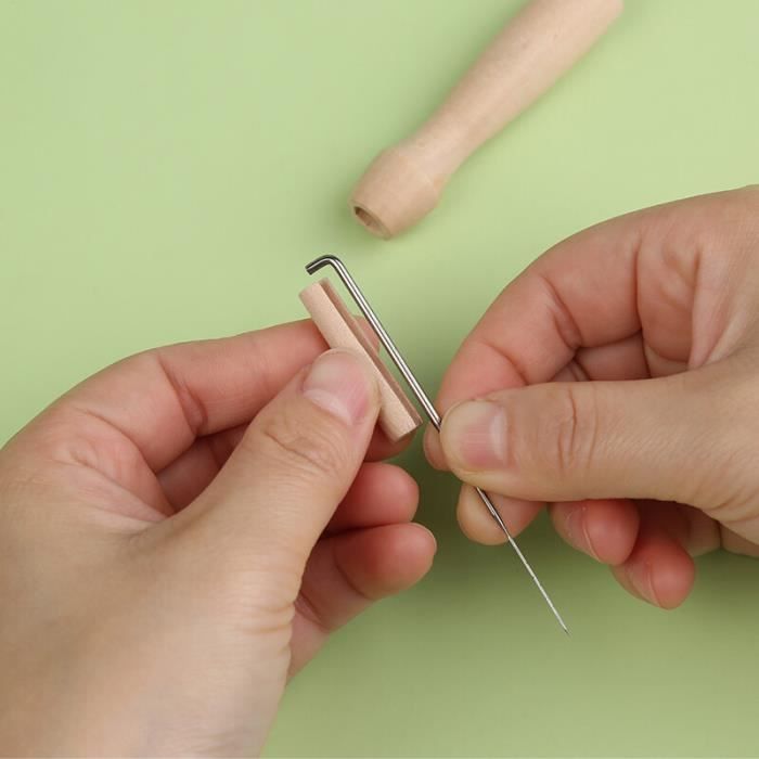 Lot d'aiguilles en feutre, lot de feutrine avec instructions (français non garanti) - 3 tailles - Aiguilles en feutre - Manche en bois coloré - Pointe des doigts et Ahle pour les