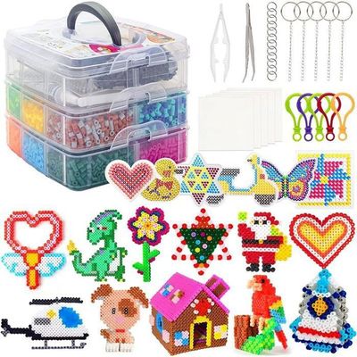 Kit de perles à faire fondre Vytung 13000 pièces 36 couleurs avec 6 panneaux à piquer 220 motifs 4 pinces 4 papiers à repasser, kit de perles à faire fondre pour Noël Kit de perles à faire fondre Vytung 13000 pièces 36 couleurs avec 6 panneaux à piquer 220 motifs 4 pinces 4 papiers à repasser, kit de perles à faire fondre pour Noël