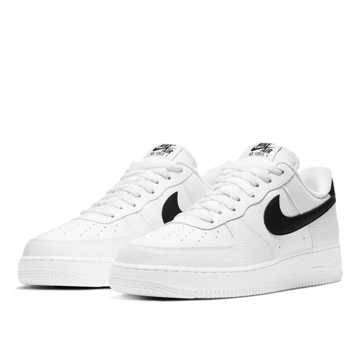 Basket Nike AIR FORCE 1 07 Blanc Homme Textile Lacets