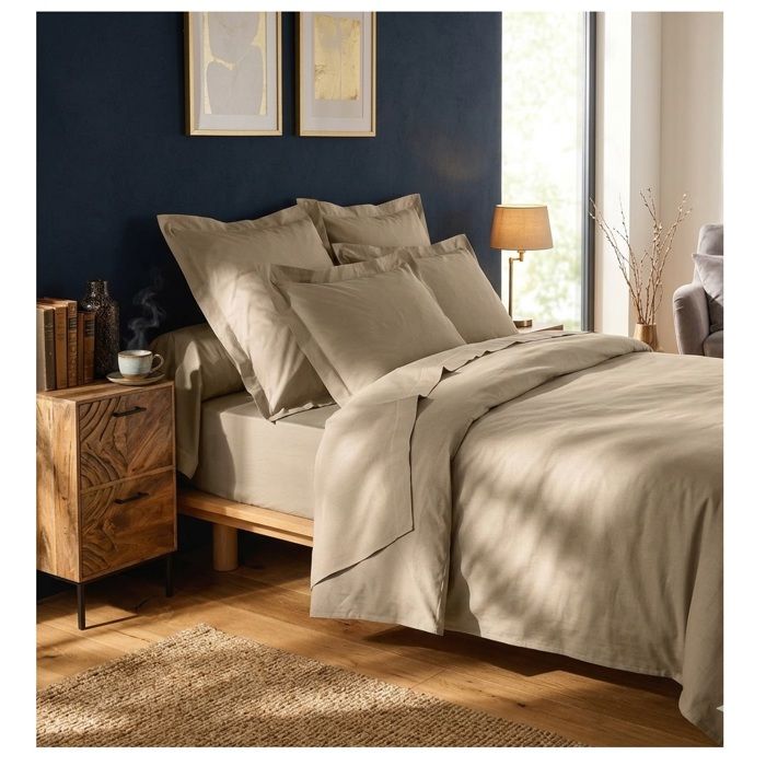 Drap housse - EDEN - Line - 180 x 200 cm - 100% coton 57 fils/cm² - Bonnet 30 cm Drap housse - EDEN - Line - 180 x 200 cm - 100% coton 57 fils/cm² - Bonnet 30 cm