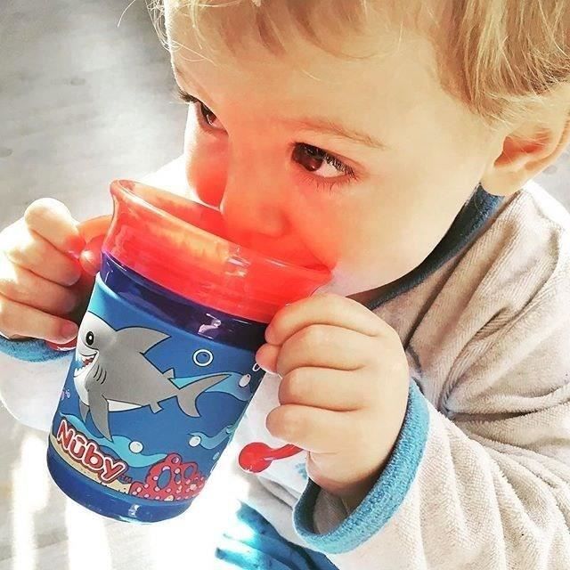 Nuby Gobelet Magique 360 Avec Manche 3d 240 Ml Bleu 6 Mois Cdiscount Puericulture Eveil Bebe Nuby Gobelet Magique 360 Avec Manche 3d 240 Ml Bleu 6 Mois Cdiscount Puericulture Eveil Bebe