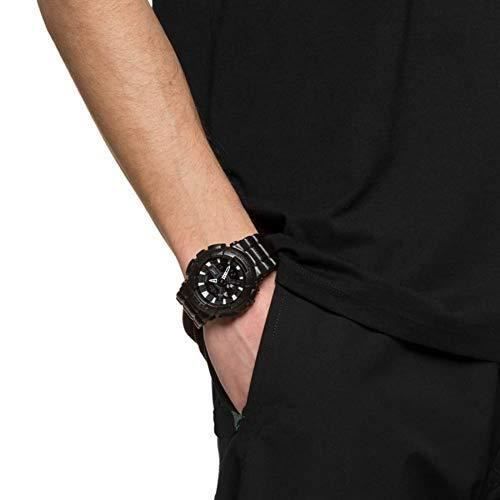 Montre avec sale bracelet en plastique