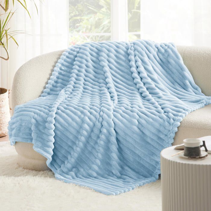Bedsure Velours Côtelé Fleece - Plaid Cocooning pour Chambre & Salon - Chaud et Doux - Bleu Rêveur - 150x200cm