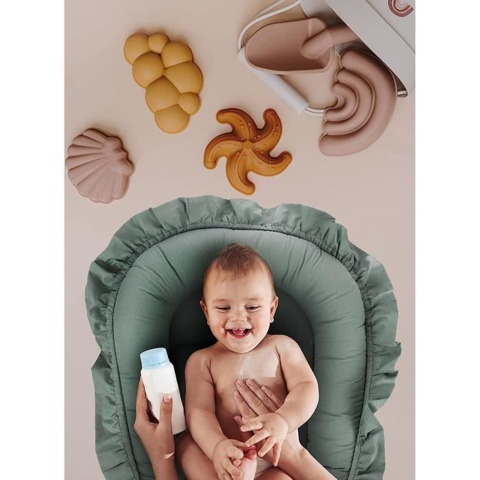Réducteur de Lit bébé avec volants bébé Cocon Baby Nest
