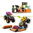 LEGO® 60295 City Stuntz L’Arène de Spectacle des Cascadeurs, 2 Monster Truck et Voitures Jouets, Moto à Rétrofriction, Cercle de-3