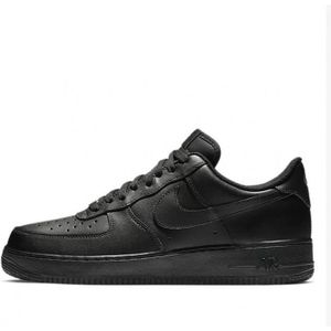 BASKET DE DANSE Basket Nike AIR FORCE 1 '07