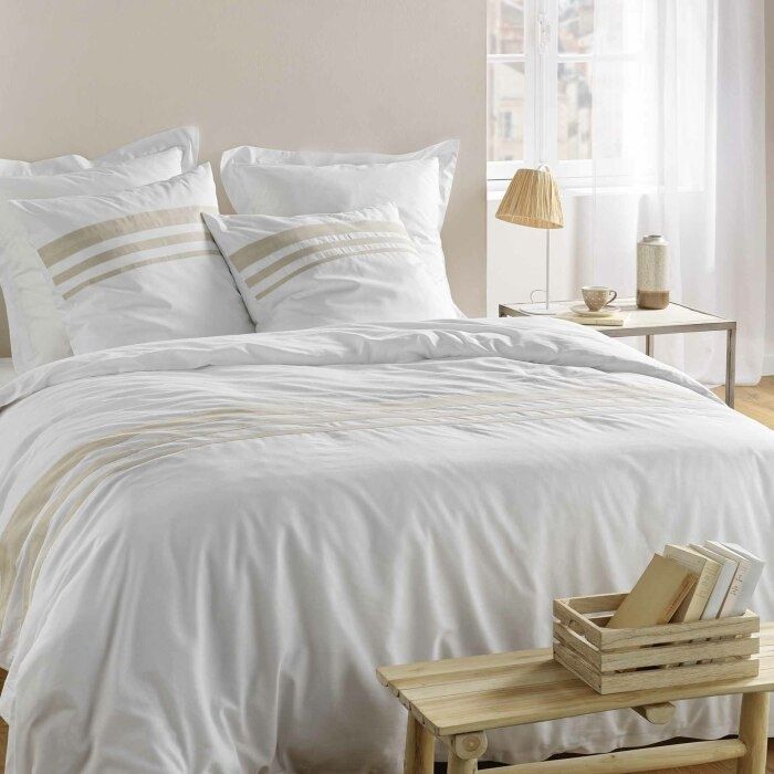 Housse de Couette 240 x 220 cm – Coton 57 Fils + 2 Taies d’Oreiller – Margaux Housse de Couette 240 x 220 cm – Coton 57 Fils + 2 Taies d’Oreiller – Margaux