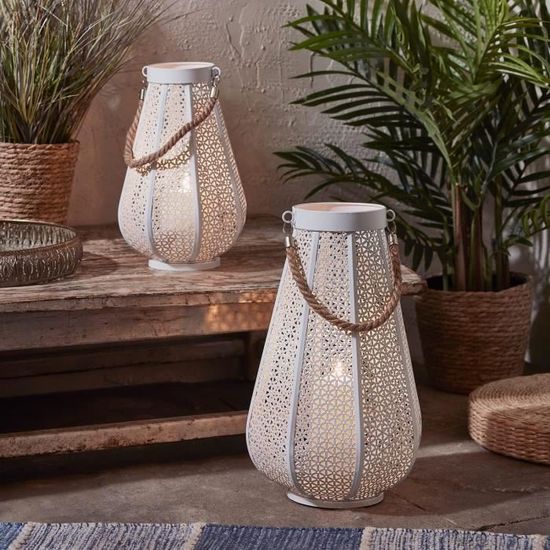 Grande Lanterne de Jardin Antonio avec Bougie TruGlow® Blanche Grande Lanterne de Jardin Antonio avec Bougie TruGlow® Blanche