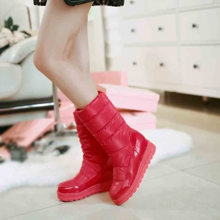 Bottes d'hiver hautes pour femmes Semelle en caoutchouc Chaussures chaudes Plate-forme extérieure Bottes de neige rouge
