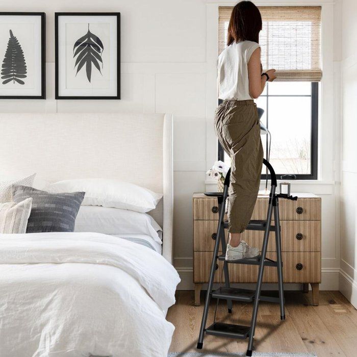 MIPAN.Escabeau en Acier 4 Marches - Tabouret Marche Pied Pliant Echelle avec Pieds Anti Dérapant - Max:120KG - Noir