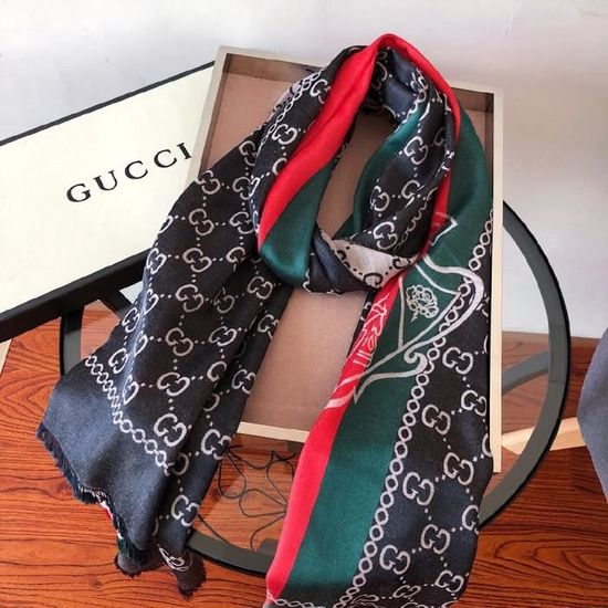 Charpe femme hotsell gucci