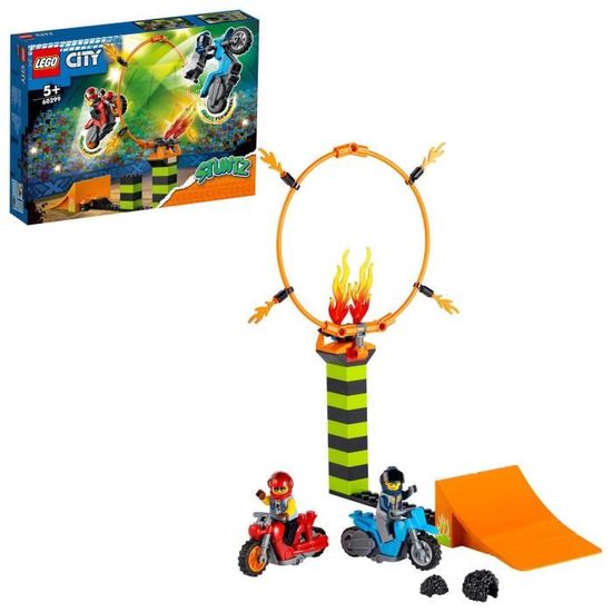 LEGO® 60299 City Stuntz Le Spectacle des Cascadeurs, Motos à Rétrofriction, Cercle de feu, Figurine Duke DeTain