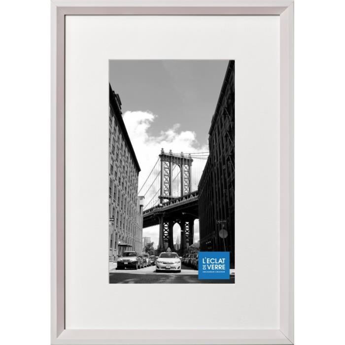 cadre-28x35-cm-blanc-avec-passe-partout-41-x-48-cm-blanc-cdiscount-maison