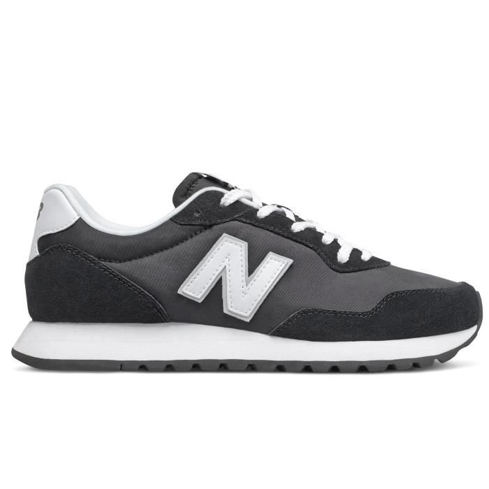 Scarpe New Balance ML 527 - ML527LA Comfort e stile ovunque vai con le 527. Il design d’ispirazione vintage di queste sneaker da