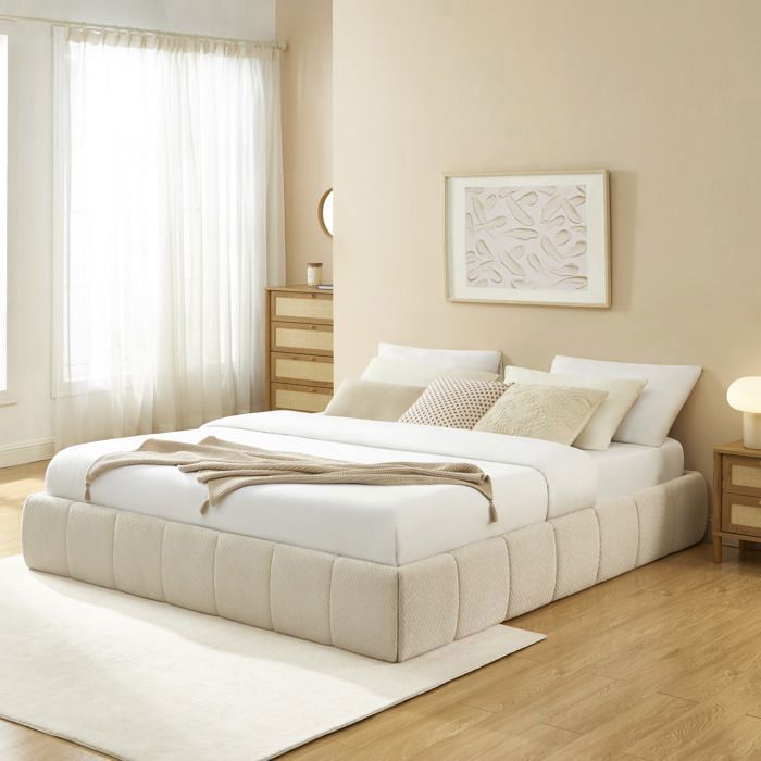 Lit coffre LAVINIA tissu chenille beige 180x200 sommier inclus Lit coffre LAVINIA tissu chenille beige 180x200 sommier inclus