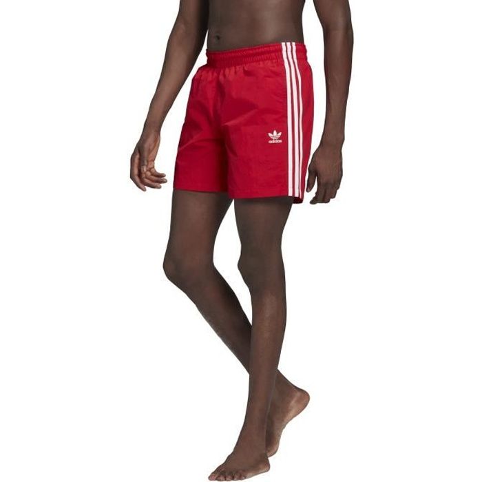 Homme Vêtements Articles de sport et dentraînement Shorts de sport Short de bain Classic-Length 3-Stripes Synthétique adidas pour homme en coloris Rouge 
