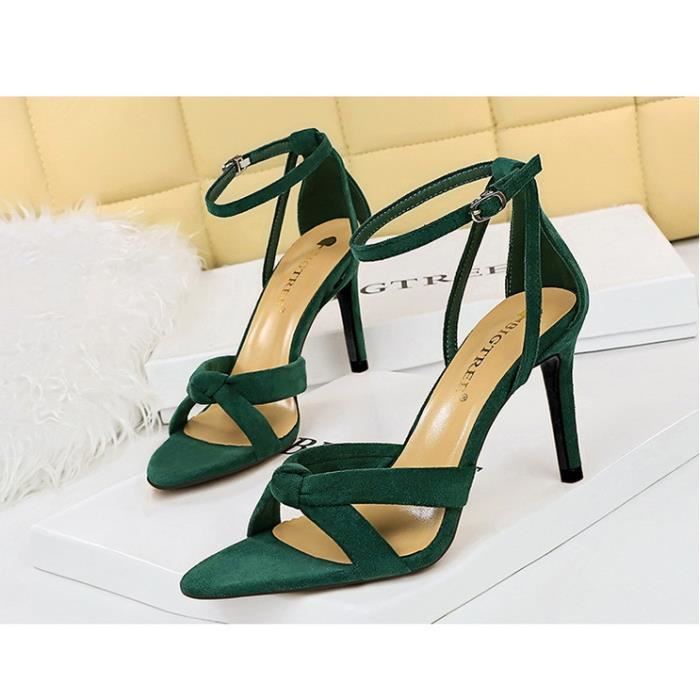 Femmes shop talons aiguilles