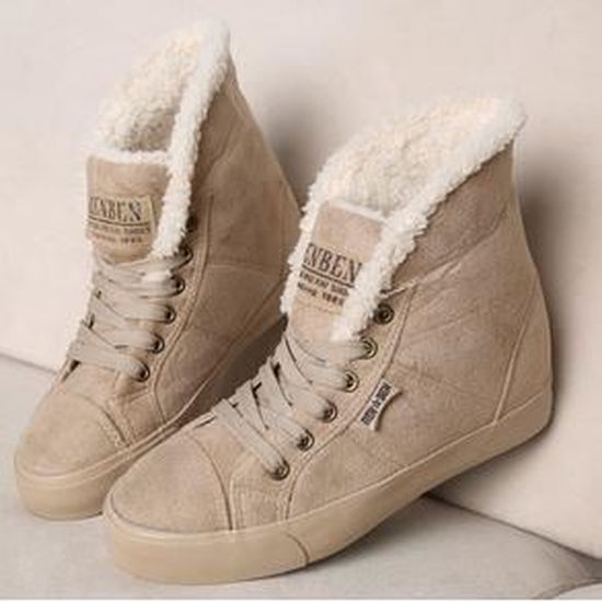 bottes fourrées femme lacets