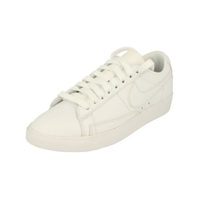 nike femme blazer basse