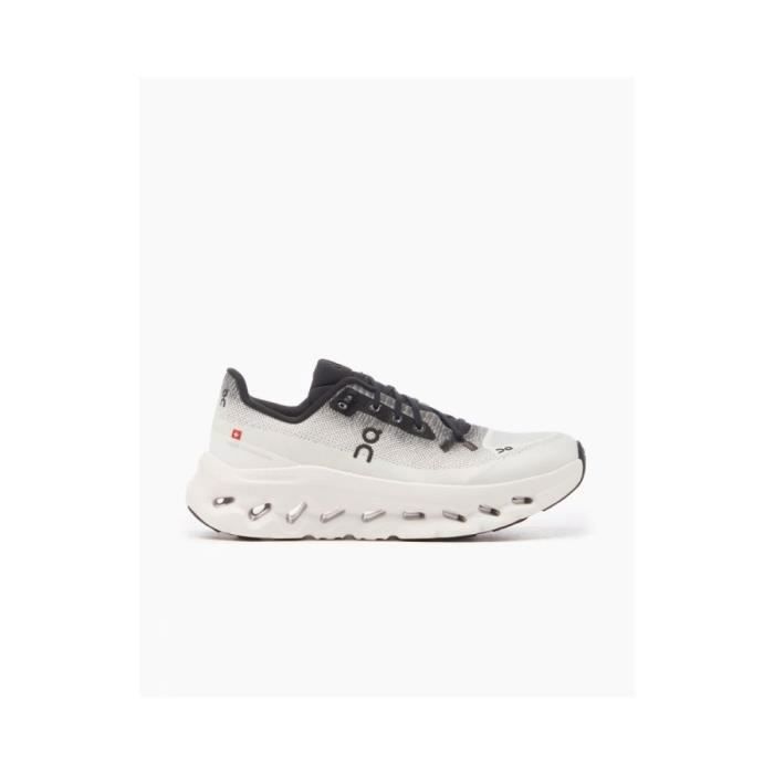 Chaussures On en cours dexécution Cloudtilt 3ME10101430
