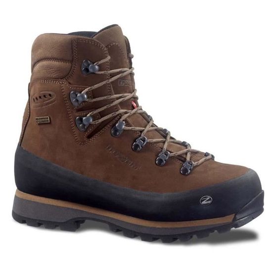 chaussure special traqueur