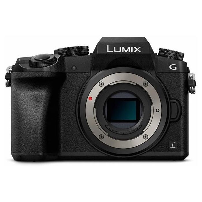 Panasonic Lumix DMC G70 - vue 3
