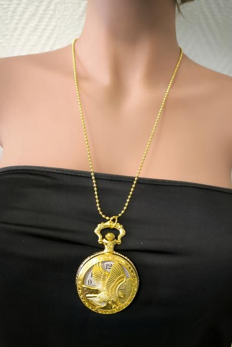 Montre Femme Pendentif Acier Doré Motif Oiseau Montre