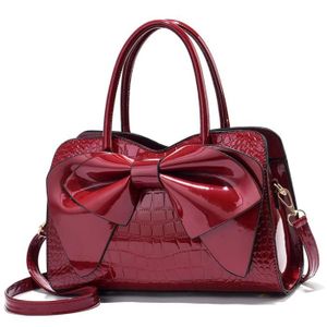 Sac armani rouge outlet vernis