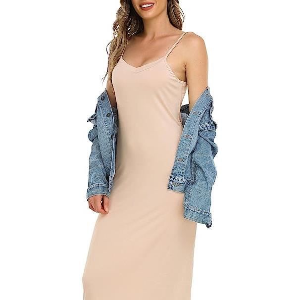 Jupon femme sale sous robe