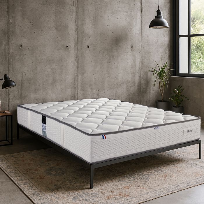 Matelas 180x200 cm Iris 20cm mousse haute densité indépendance du couchage face été/hiver