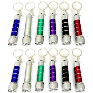 1x porte-clés avec petite lampe de poche en argent - Distribuez des cadeaux  jouets
