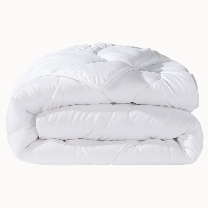 Couette microfibre 200g-m2 - 140x200 cm