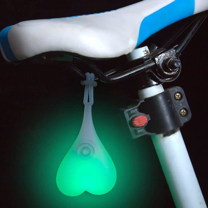Feu arrière de vélo feu arrière LED en forme de cœur avertissement de nuit